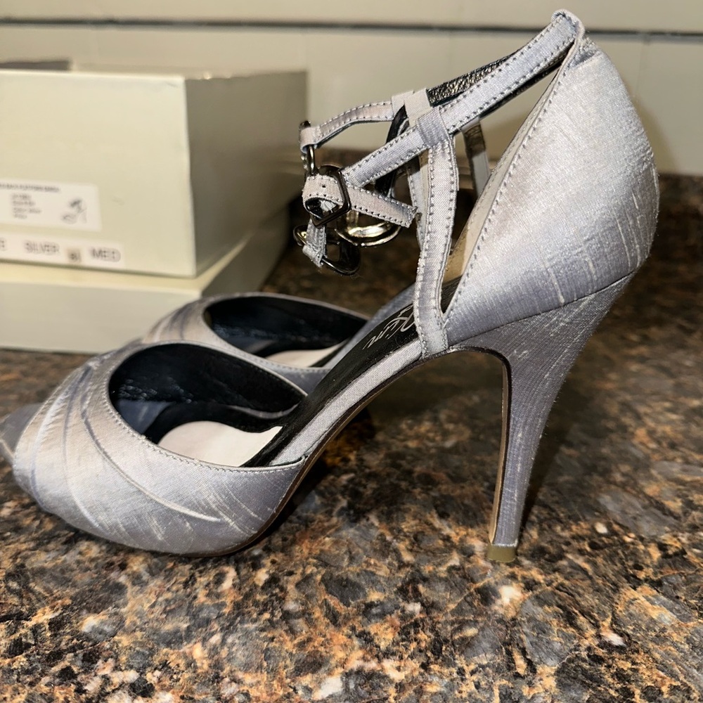 Elegant Jen and Kim Silver Women's Heels - Picture 2 of 3